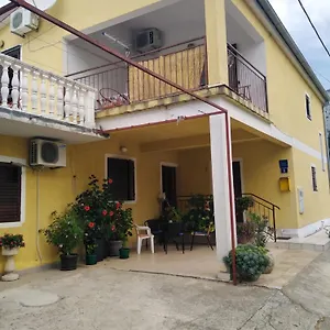 Apartman Ivan, Starigrad-Paklenica