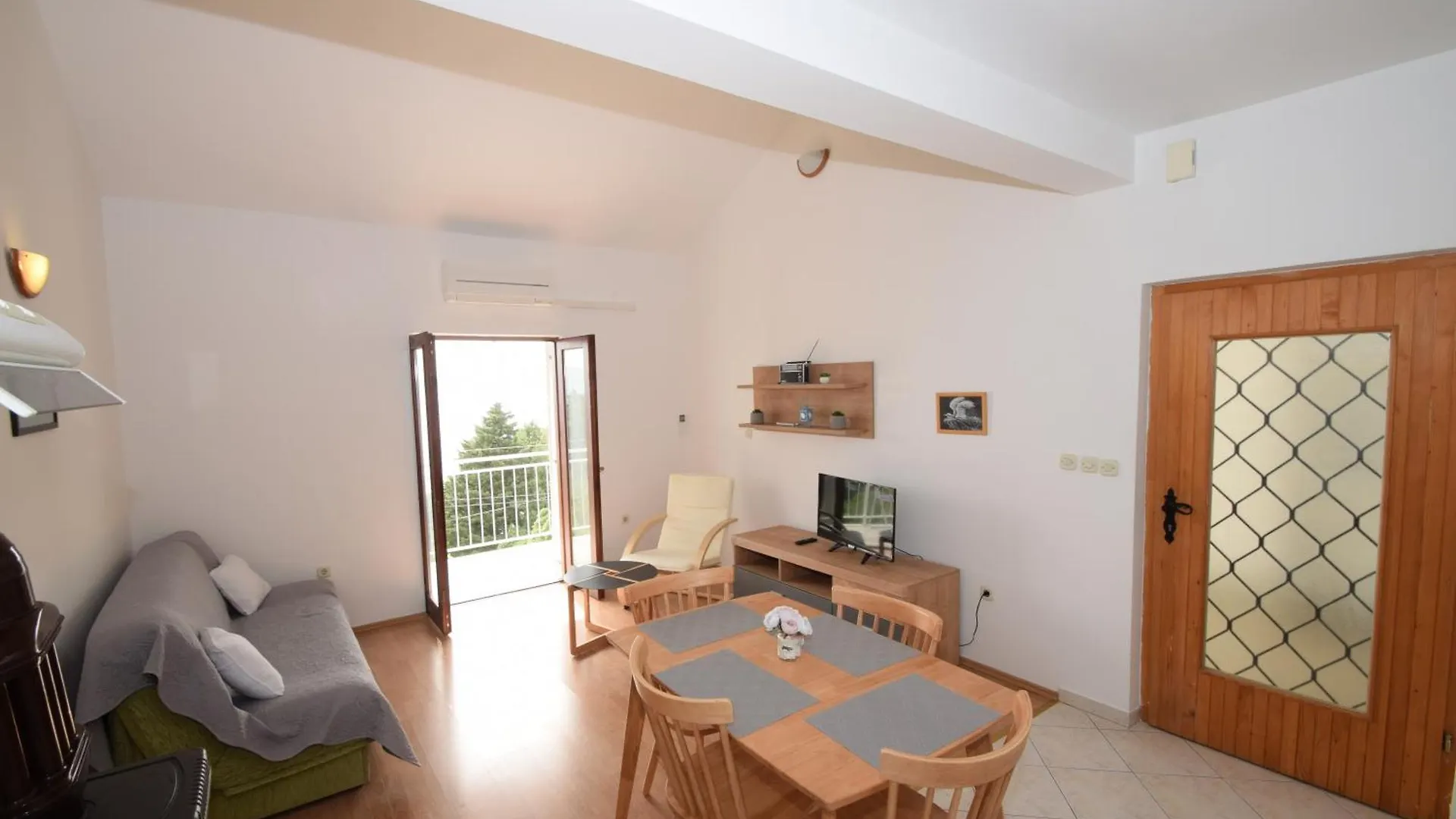 Apartment Duda Starigrad Paklenica Croatia